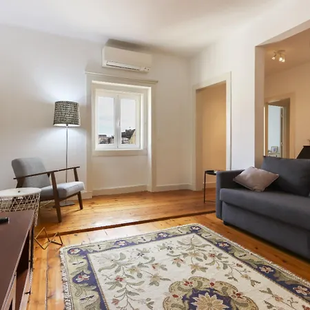 Chiado Views By Homing Apartament