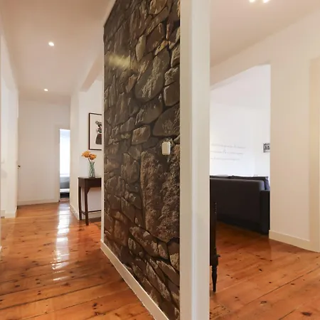 Apartment Chiado Views By Homing *